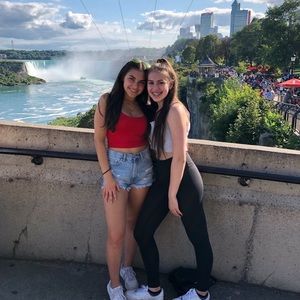 Meet your Posher, Sheryl